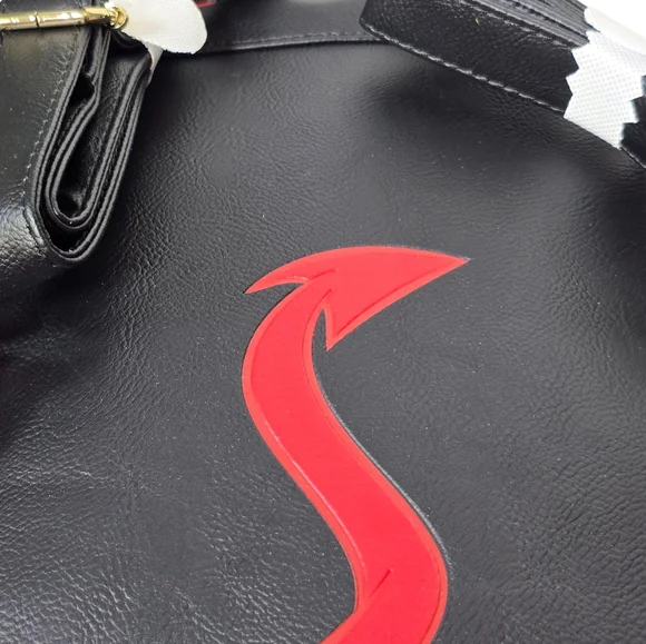 Loungefly Disney Devil Donald Duck Mini Backpack Exclusive Glows Nwt - Picture 7 of 11